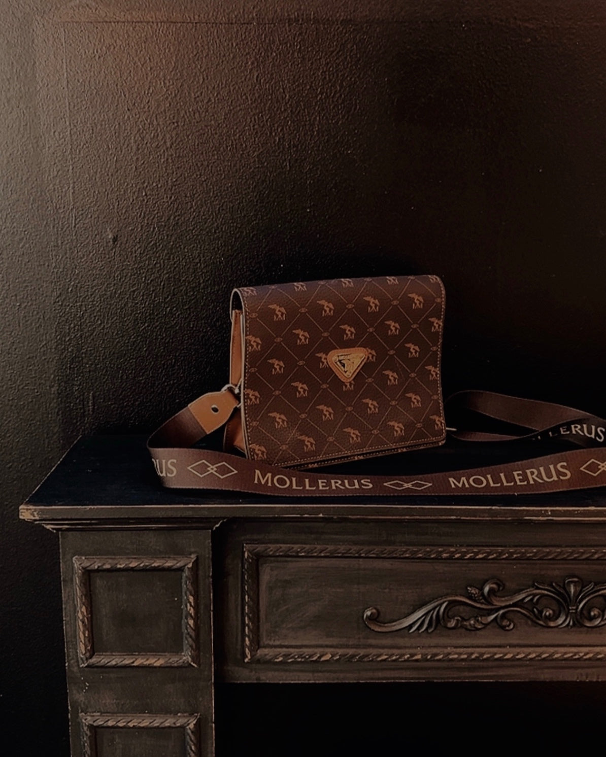 Maison Mollerus Vinerus Crossbody Tasche braun